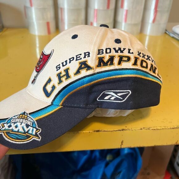 VINTAGE Tampa Bay Buccaneers Hat Cap Super Bowl XXXVII Champions Bucs 2002 Y2K - Picture 3 of 6